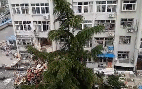 突發(fā)！青島一居民樓發(fā)生爆燃！已造1人死亡，7人受傷！3公里外有震感…